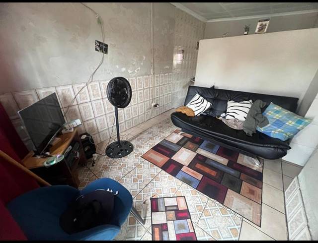 6 BEDROOM HOUSE FOR SALE IN PRETORIA WEST